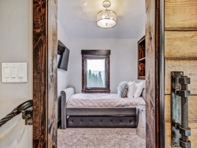 Breckenridge Ski in Ski Out Home, 6 Bedrooms.